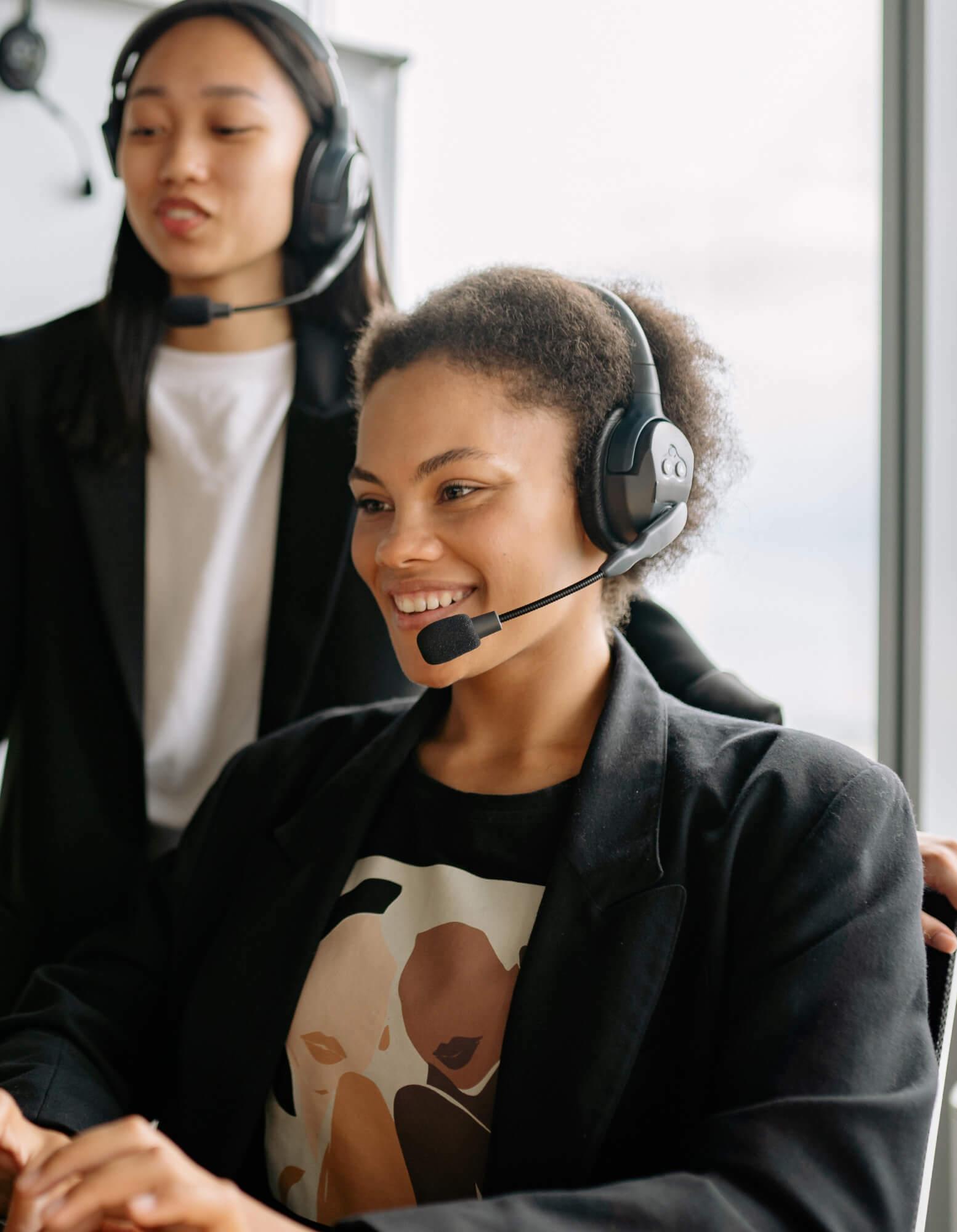 A contact centre agent on a customer call