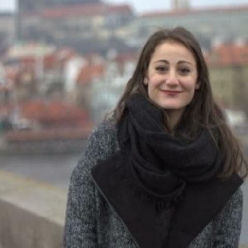 Alexa Becker headshot Alexa Becker headshot